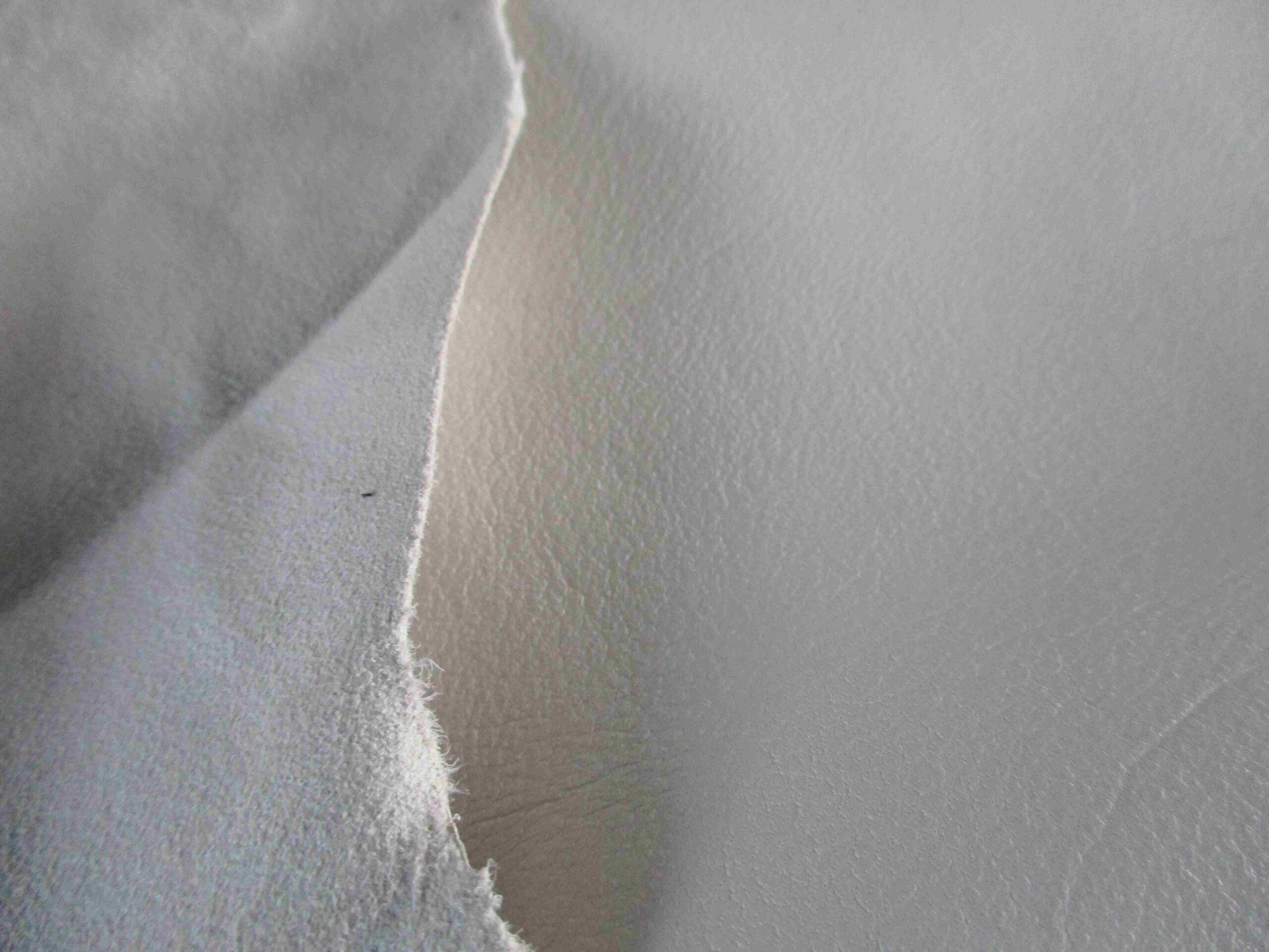 Off White Smooth Soft Gloving leather - Image 3